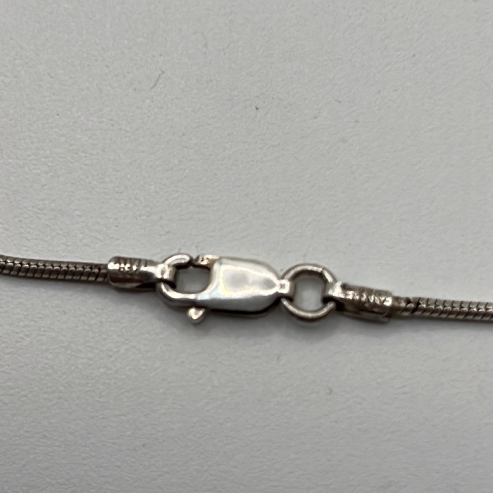 TAXCO TJ-75 PINK CORAL AND STERLING PENDANT ON A STERLING SILVER 20” SNAKE CHAIN - Picture 6 of 12